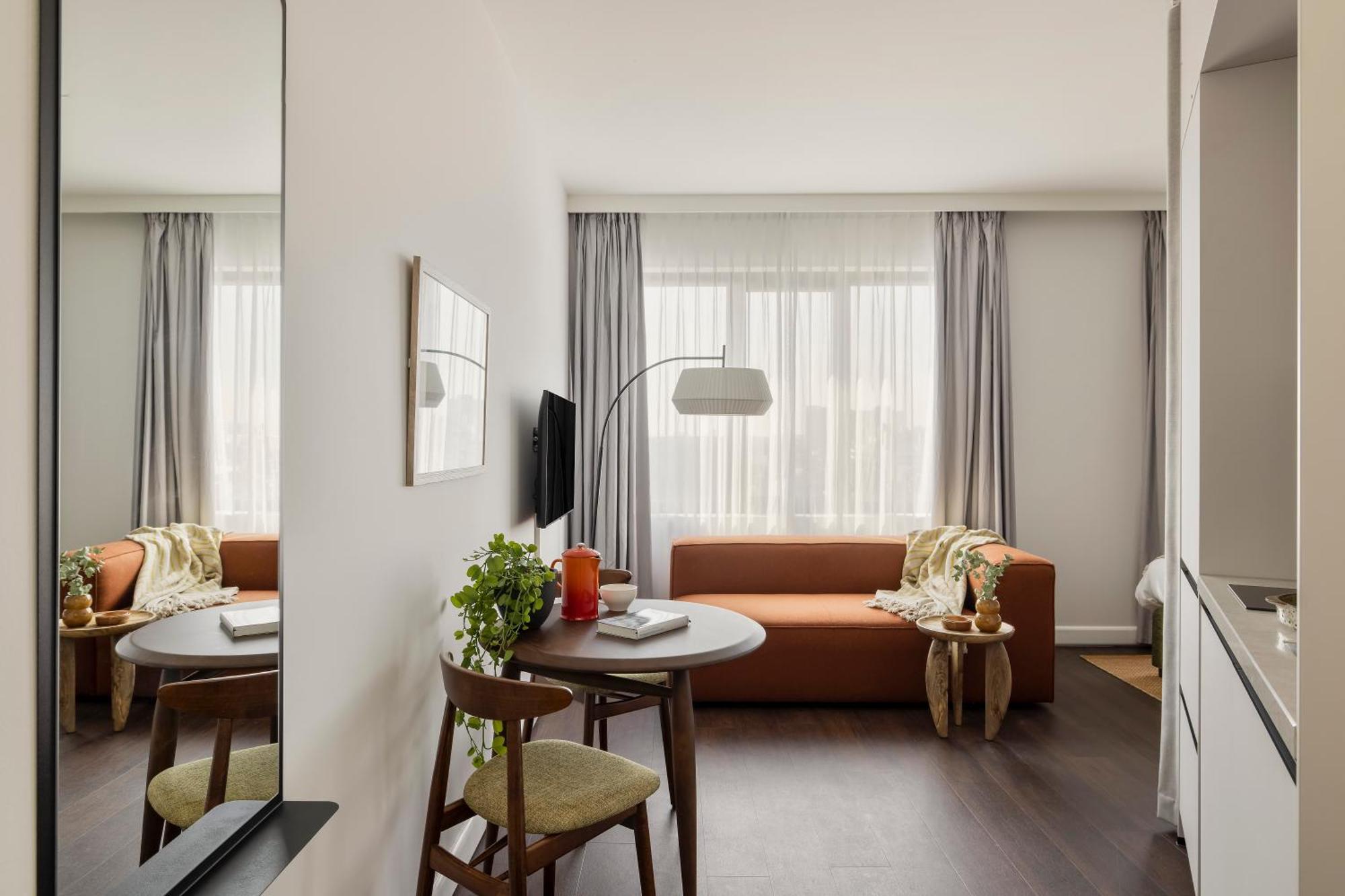Cove Centrum The Hague Room photo